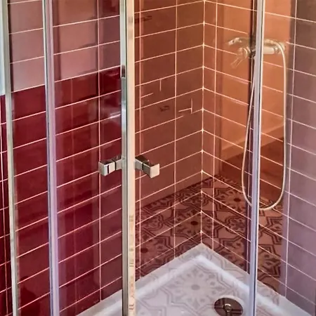 3 Bedroom Cozy In Ortigueira Appartamento